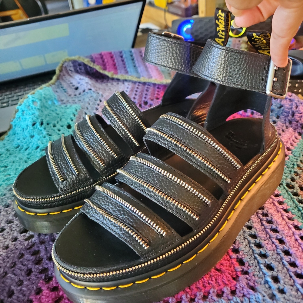 NWOT/B Dr. Martens Clarissa II Quad HDW 45mm Sandals , Black Leather , Sz US 8